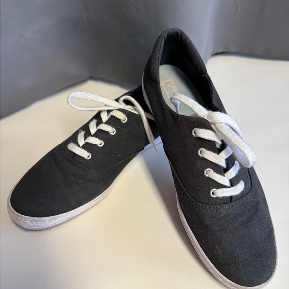 Keds Black and White Canvas Sneakers - Picture 1 of 3